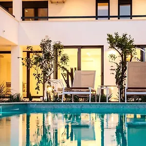 Ladini Apartment